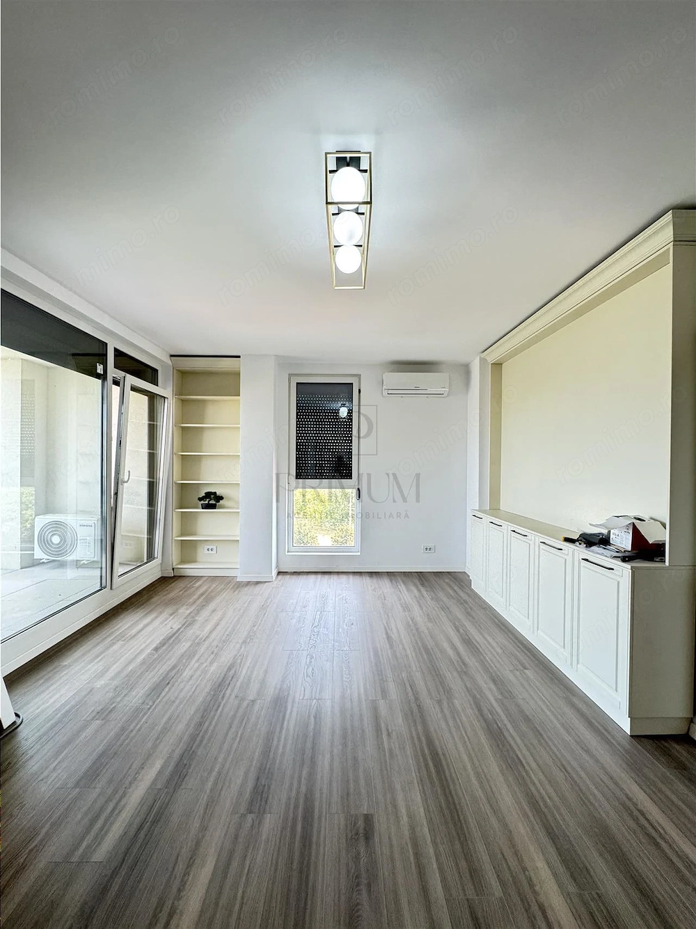 TORONTALULUI - 3 CAMERE SI 2 BAI - MOBILAT LUX - PARCARE SUBTERANA - LIFT - BLOC NOU