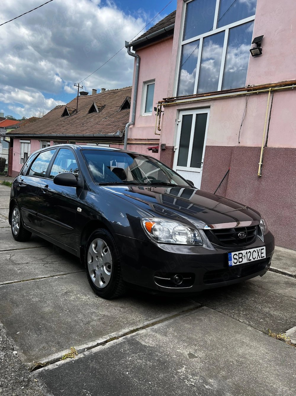 KIA Cerato Hatchback 1.6 Benzina | 186.273 km | Acte la zi | Accept verificare in service