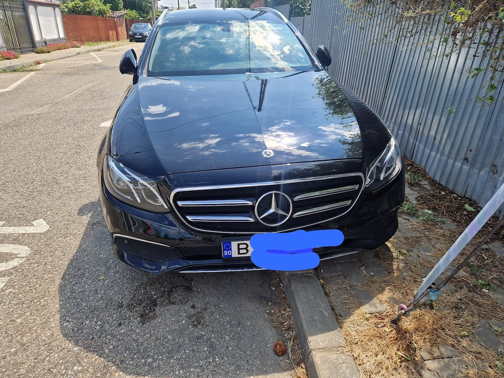 Vând Mercedes Benz w213, an 2019, break, sau schimb cu Renault talisman inițiale paris