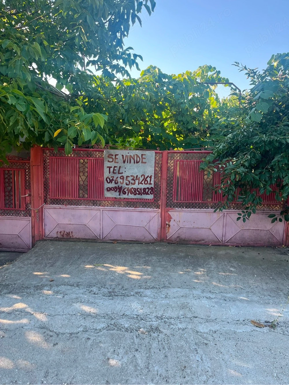 Casa de vanzare 