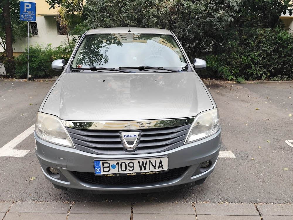 Dacia Logan Laureate 2011  1.6-118025 km proprietar