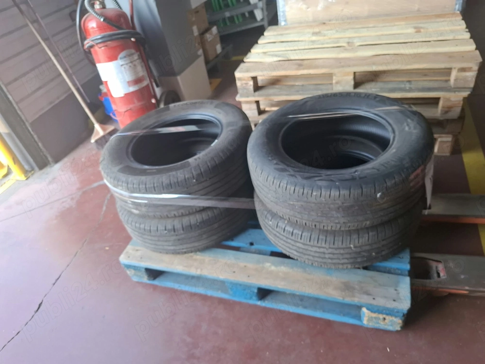 Set anvelope CONTINENTAL  - 215 / 65 / R16  H -  vara 