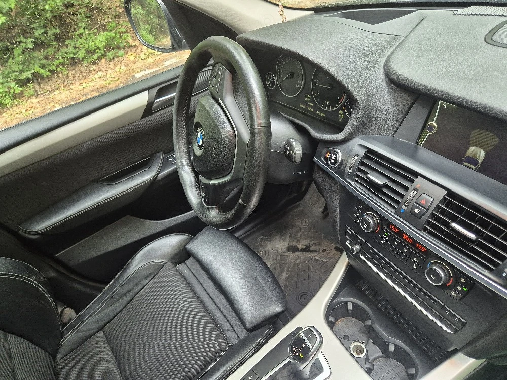 vand autoturism marca BMW X3