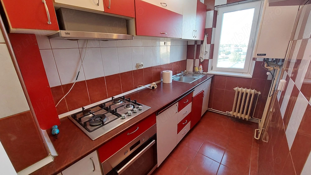 Apartament cu 2 camere in Mircea Cel Batran-Lic.Economic de Turism