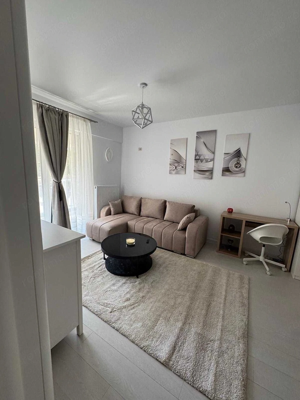 Garsoniera mobilata nou complet Central Adress Residence + loc parcare