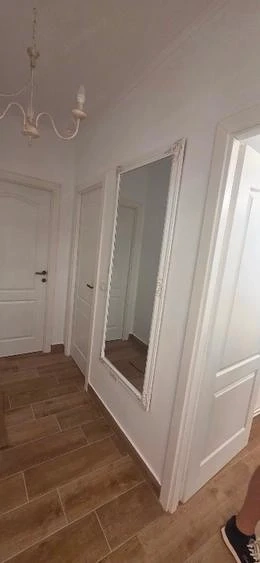 De închiriat apartament 2 camere