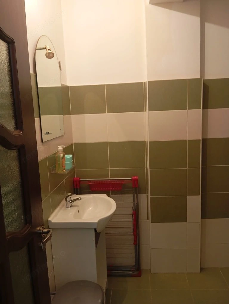 Închiriez garsonieră dubla