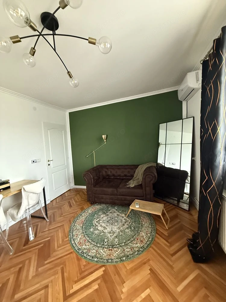 De vanzare apartament cu1 camera in zona Dambovita