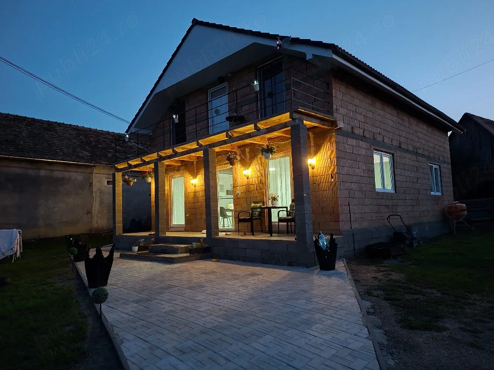 casă de vânzare 