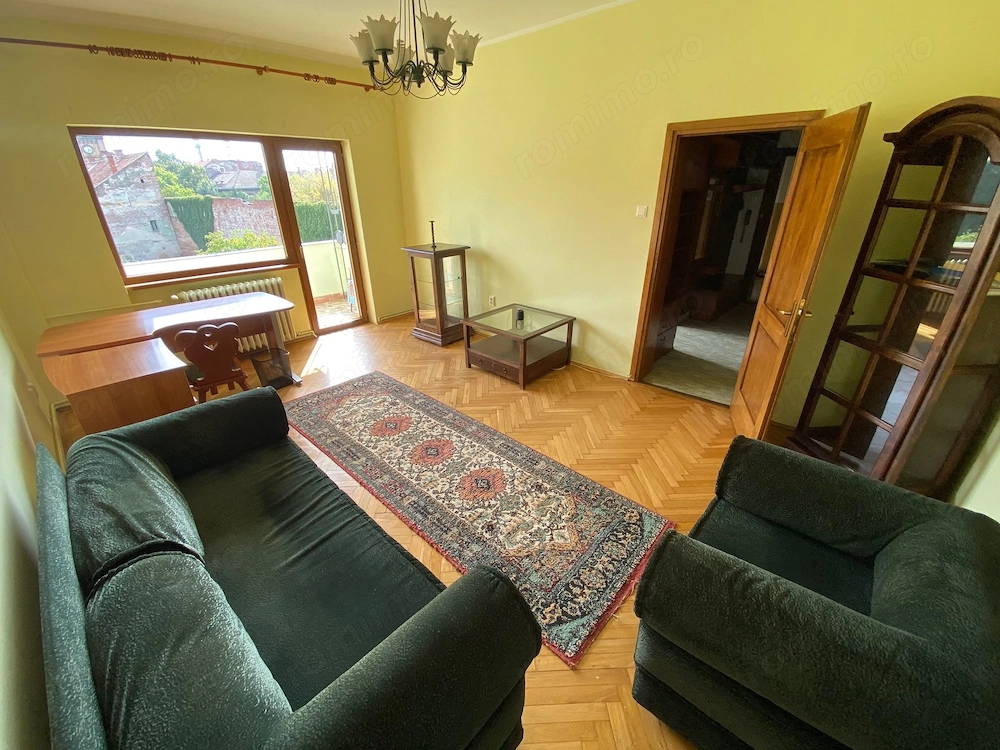 Apartament cu 2 camere de închiriat în zona Medicina