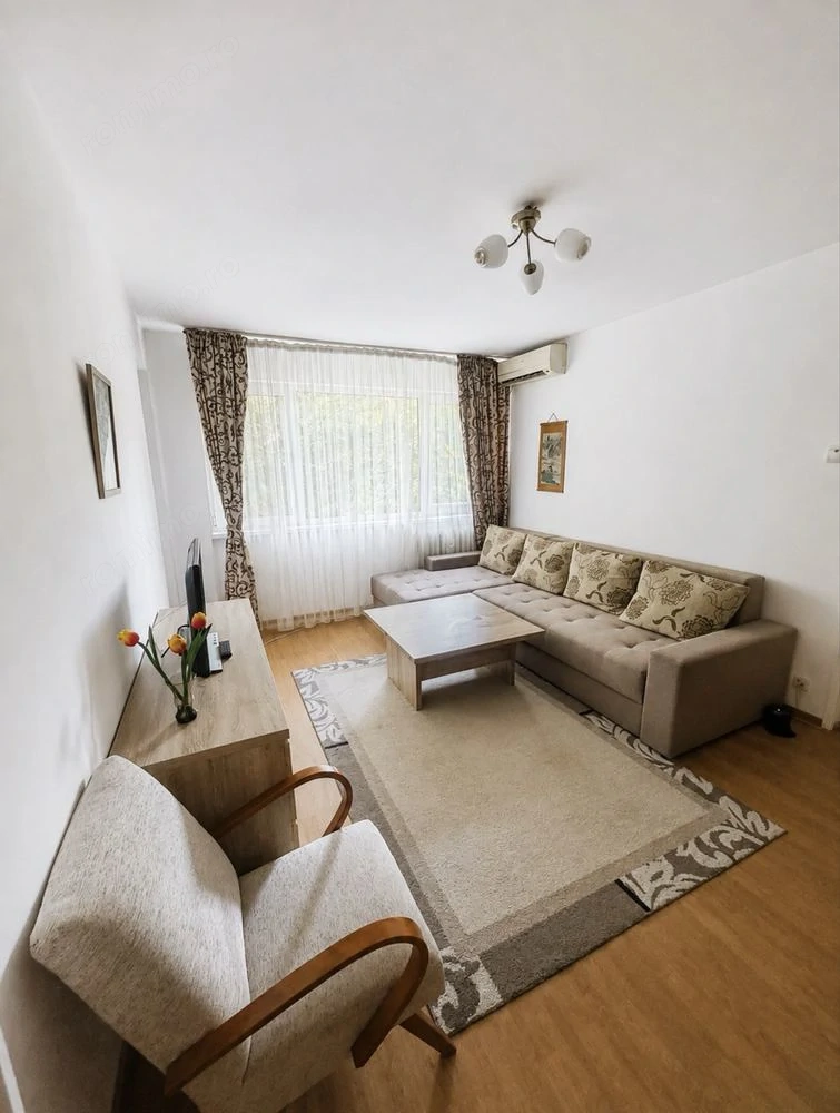 Apartament 3 camere, de inchiriat, Piata Moghioros Dr. Taberei