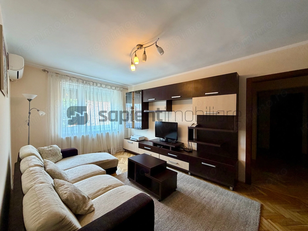 Apartament cu 3 camere | Piața Cetății – Centru Civic, Oradea