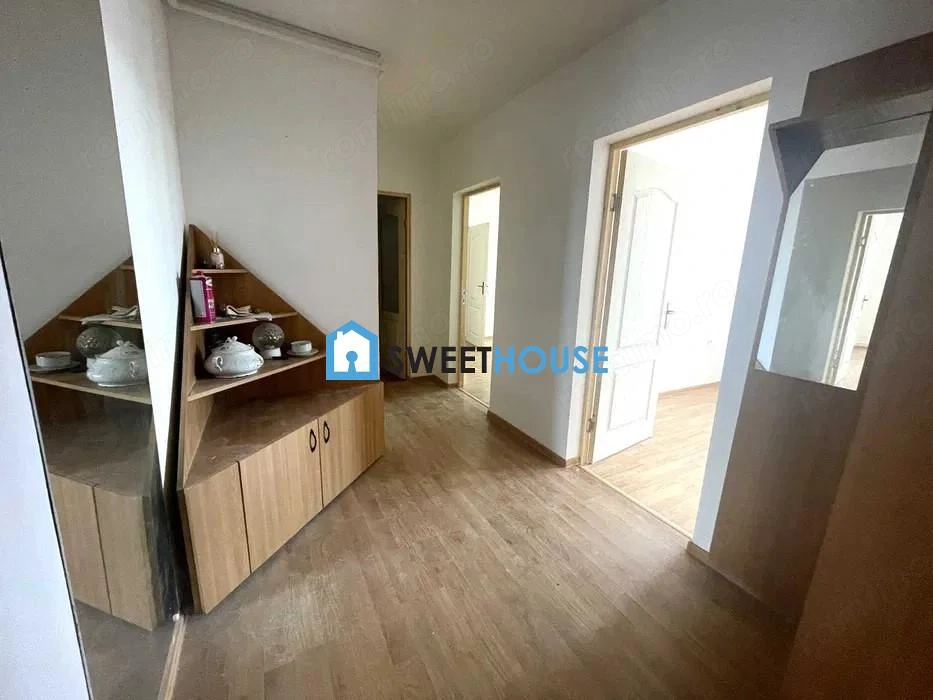 Apartament 3 Camere, Etaj 4 10 | Calea Bucuresti | Disponibil Imediat