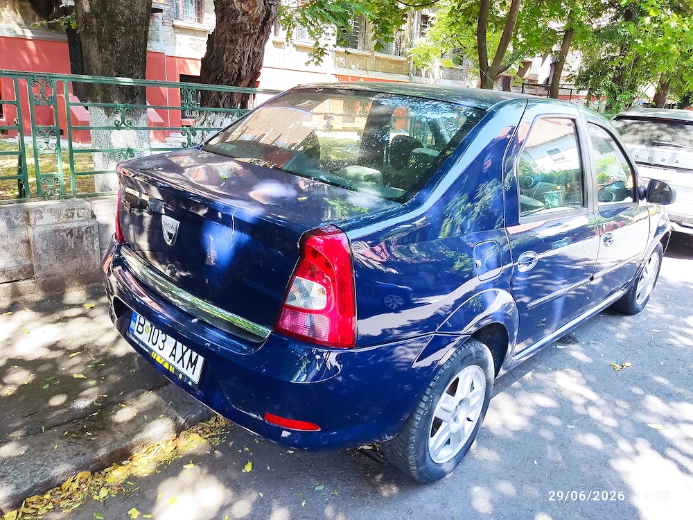 Societate comerciala vinde Dacia Logan