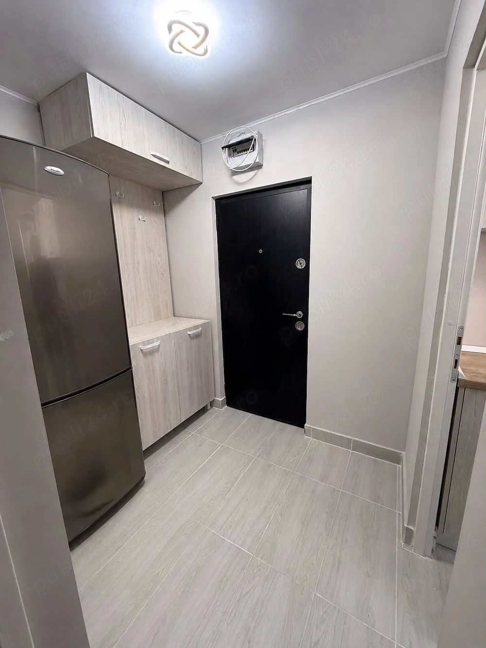 Apartament 2 camere de vânzare   Complet renovat, totul nou!