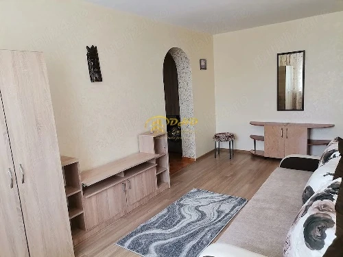 Apartament 2 camere, zona Podu Ros.