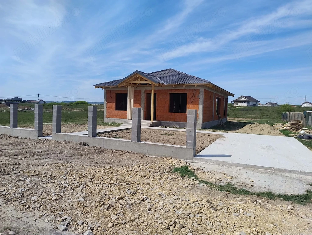 Casa 4 cam Alparea