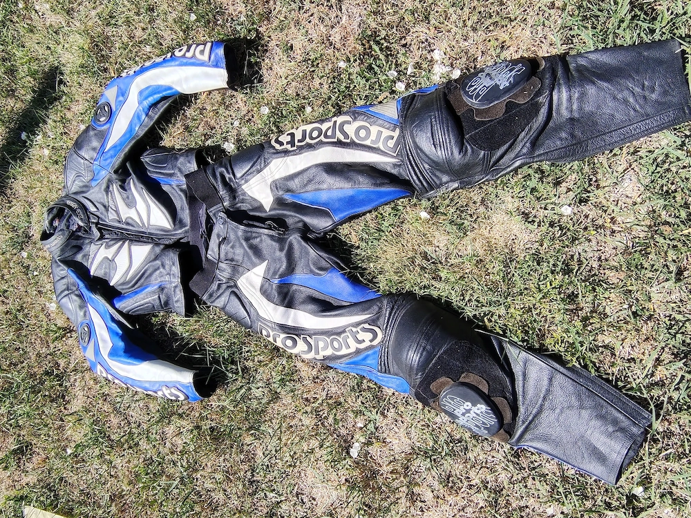 Costume din piele moto cu protectoare 50 52. ProBiike profesionale. 