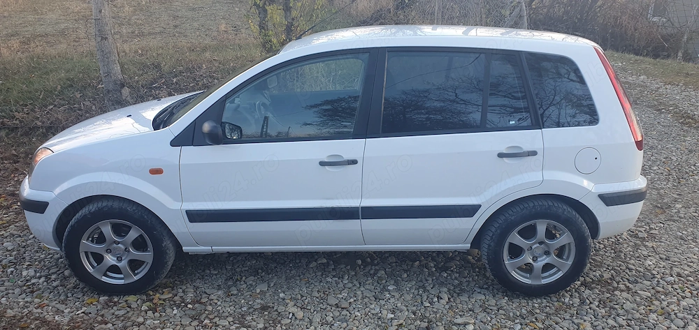 Ford fusion 1.4 diesel anul 2010