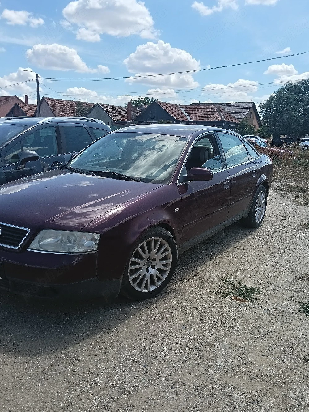 Audi A6 an 2002 motor 1.8 benzină