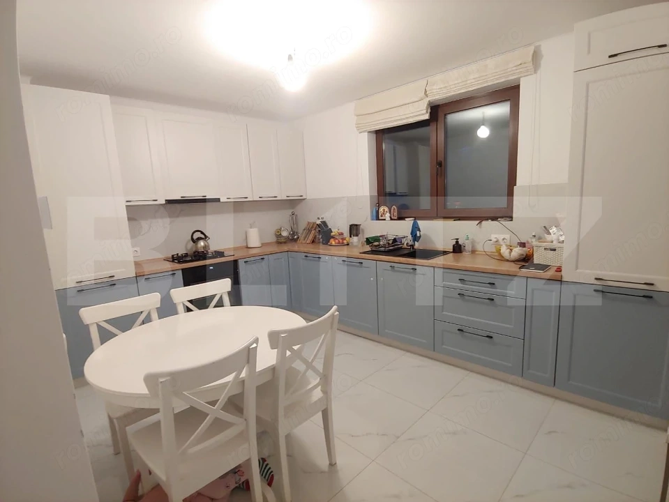 Casă de vânzare, 177 mp construiți, teren 909 mp, Sângeorgiu de Mureș