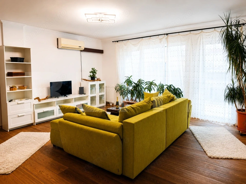 Apartament de 4 camere deco , 92 mp utili , terasa de 107 mp , zona Intre Lacuri