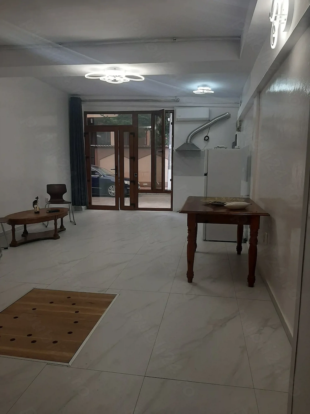 Ofer apartament 2 cam.pentru închiriere, conf.1, 60mp, în vilă, parter, zona Andronache - Colentina 