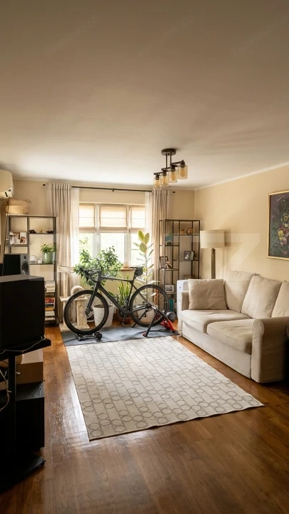 Apartament 3 camere, 66 mp, 2 balcoane, zona Aradului