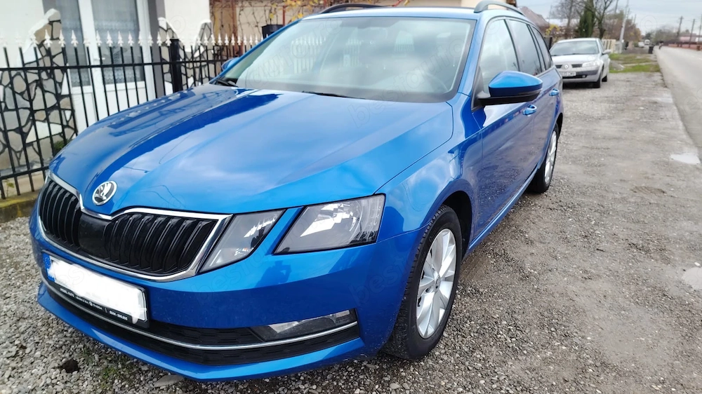 Skoda Octavia DSG 2.0 150CP 2019 stare impecabila Diesel albastru