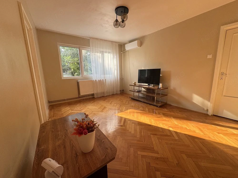 Apartament 2 camere de vanzare in zona Dacia