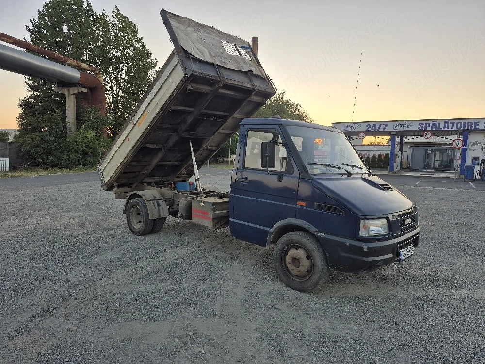Iveco Turbo Daily Basulabil Trilateral înmatriculat 