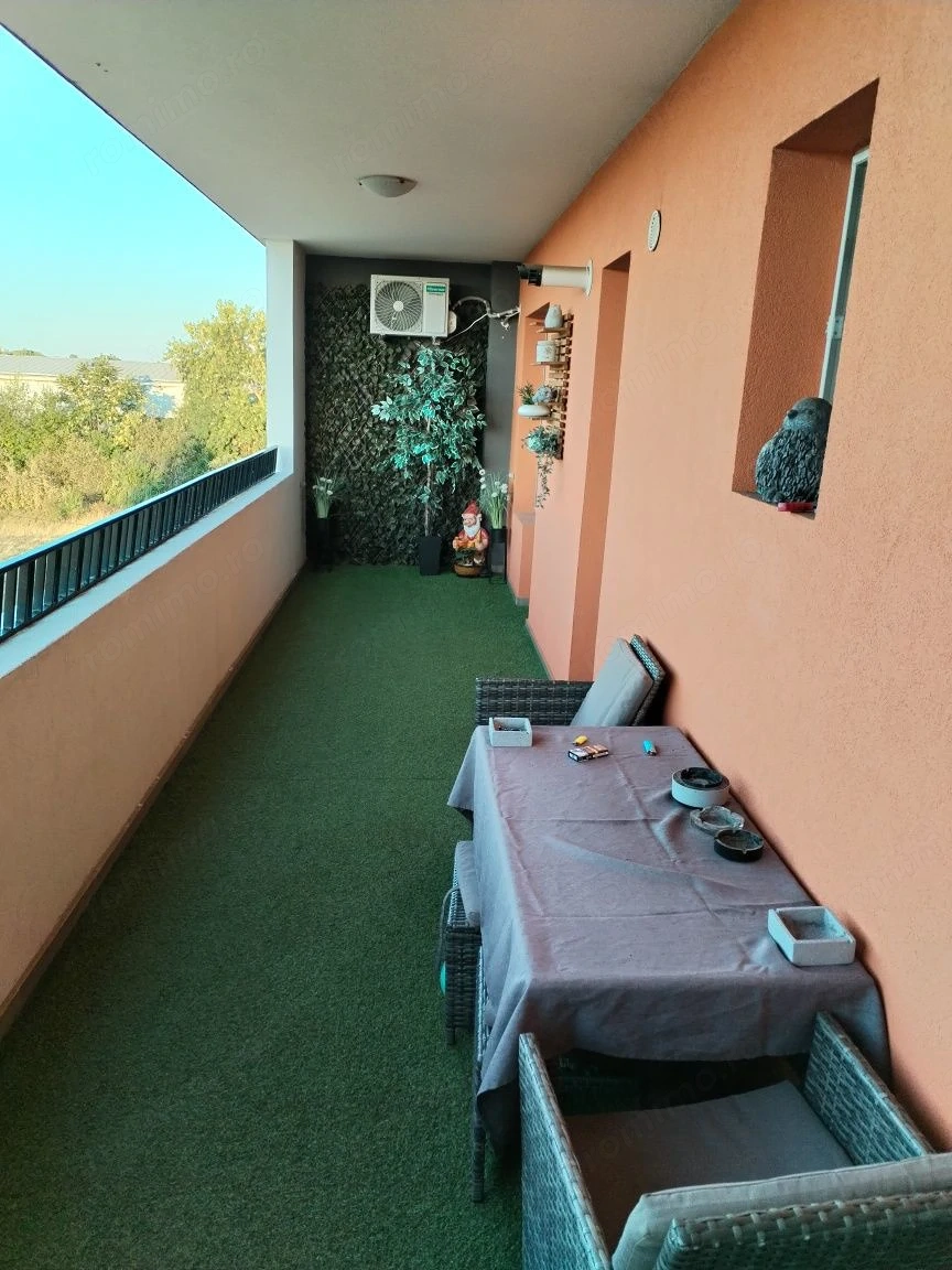 Apartament de vânzare cu 2 camere