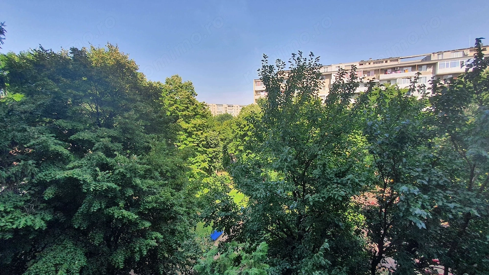 Inchiriez Apartament cu Centrala Proprie + Loc de Parcare, Piata Sudului (Mall Sun Plaza), Str. Secu