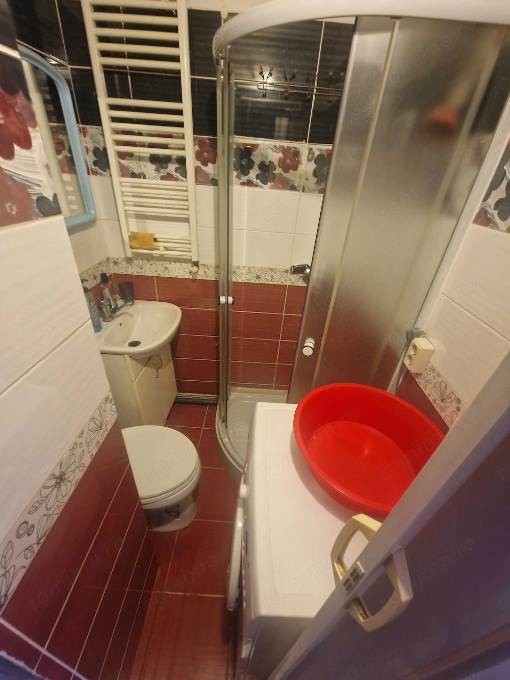 Garsoniera de inchiriat in zona Dambovita