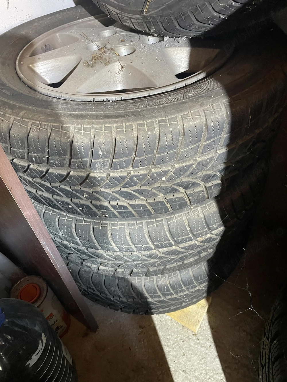 Vand jante originale Ford15” + anvelope de iarna KORMORAN – SET COMPLET