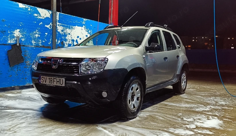 Vând Dacia Duster 2013, cu motor 1.6 benzină, 105 CP, tracțiune față, 187000 km