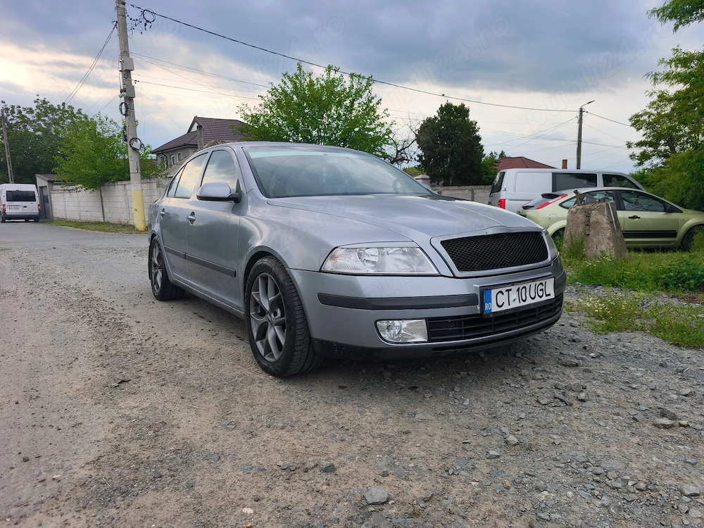 Vand skoda octavia 2 unic proprietar de noua 