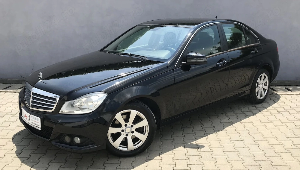 Mercedes-Benz C 220 CDI DPF (BlueEFFICIENCY) 7G-Tronic