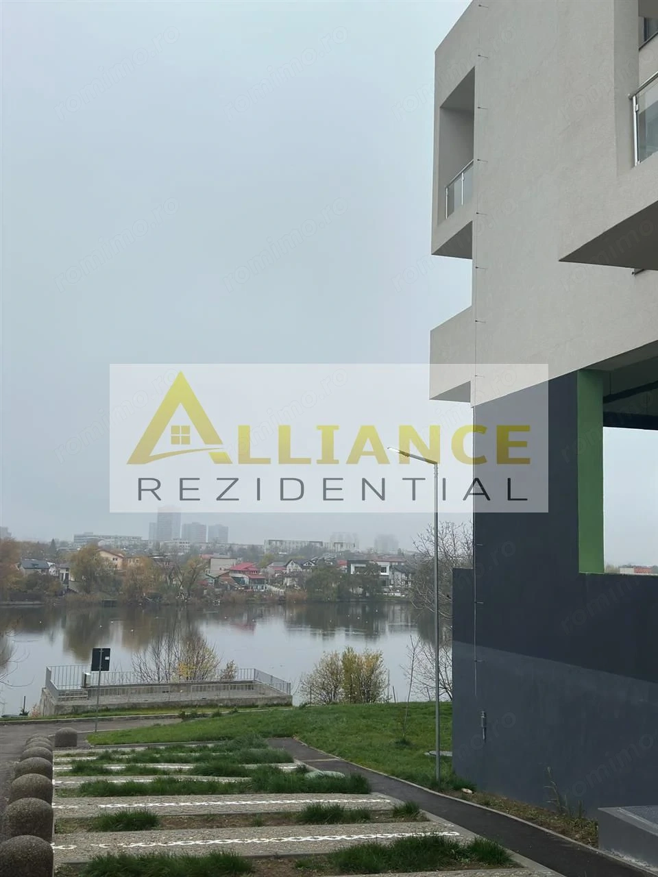 Apartament 3 camere de vanzare â SunLake.  Residence Sos. Fundeni  Sector 2