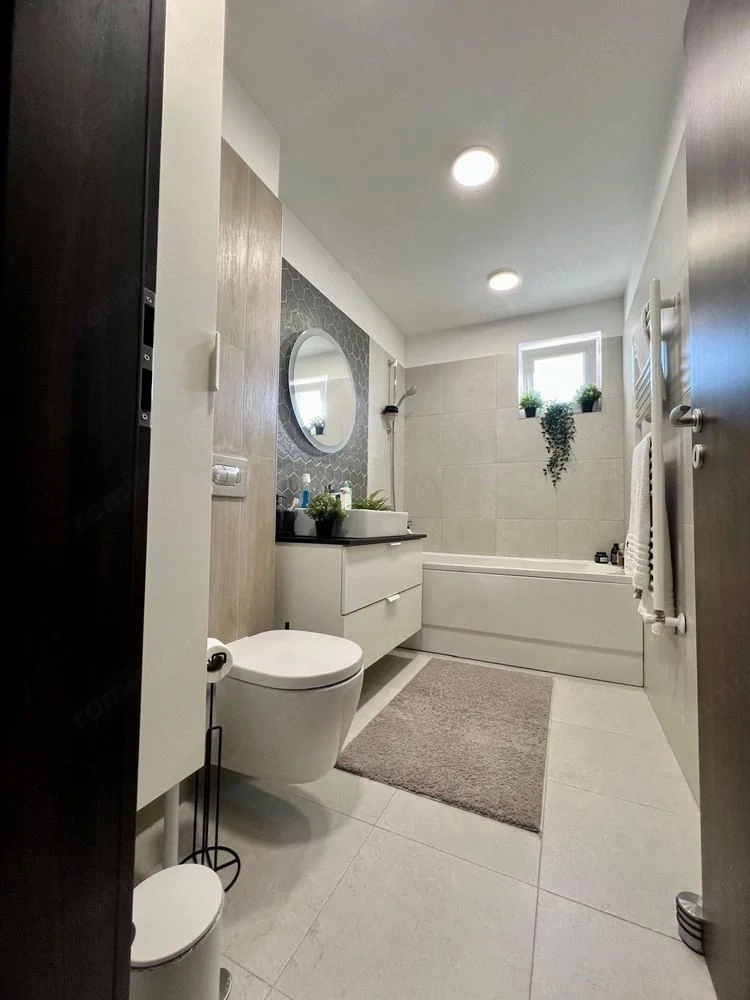 APARTAMENT 2 CAMERE in Urban Plaza Mobilat și utilat
