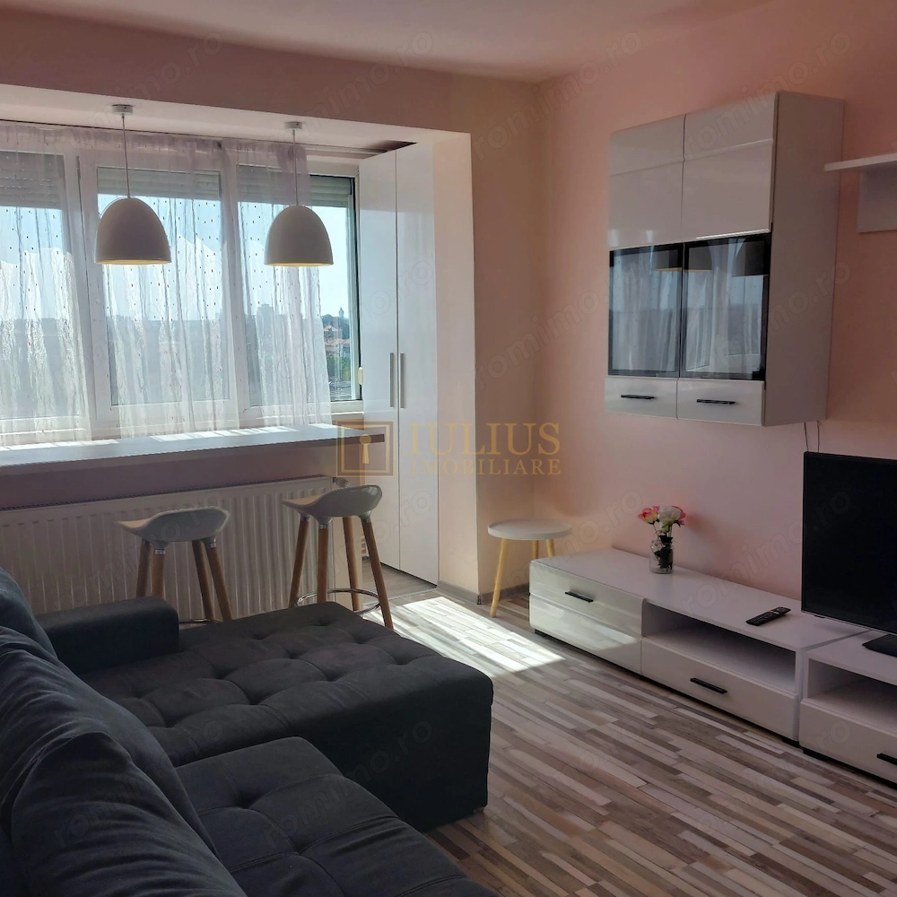 Complexul Studențesc| Apartament lux| 3 camere| centrala| lift| clima