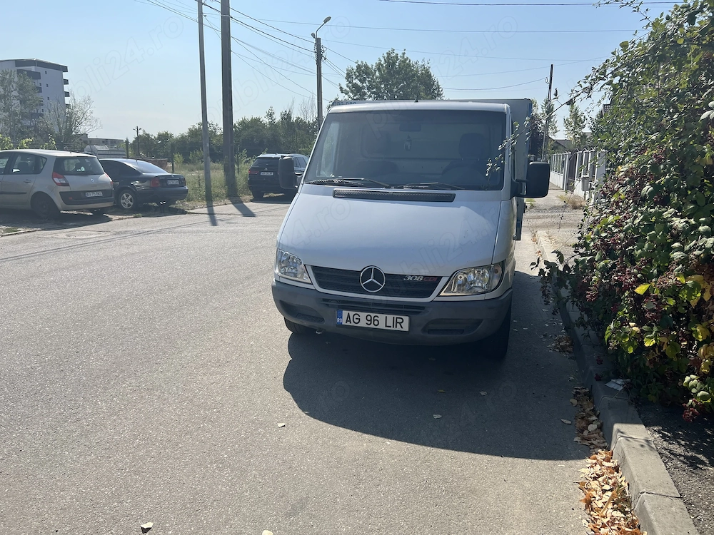 Vând Mercedes Sprinter 