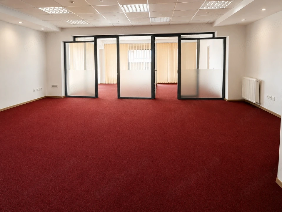 Spatiu birouri in cladire moderna, etaj 3, lift