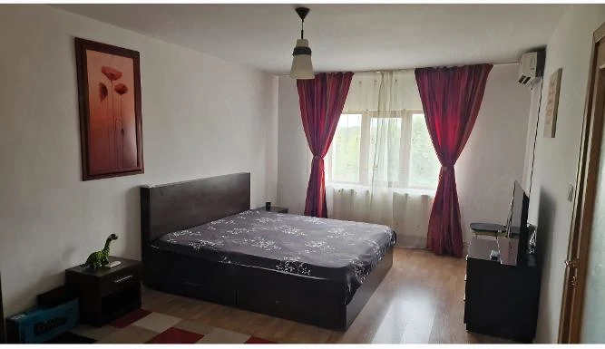 Proprietar,Inchiriez  Apartament cu o camera 42 mp,decomandat Bega Bujorilor