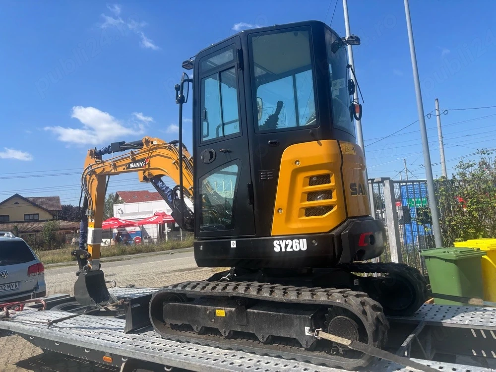 operator miniexcavator cu experienta