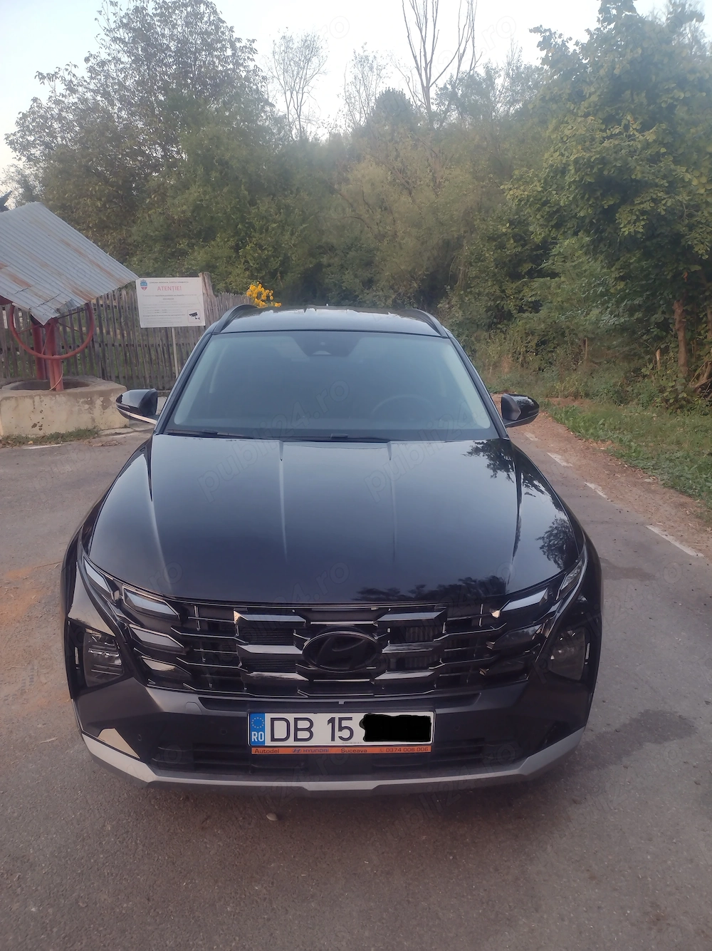 Hyundai Tucson 2024 negru metalizat 1.6 benzina 150 cai cumparata din RO 19.000 km