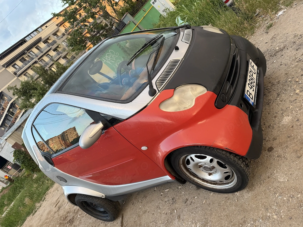 Vând smart 2005.masina merge perfect