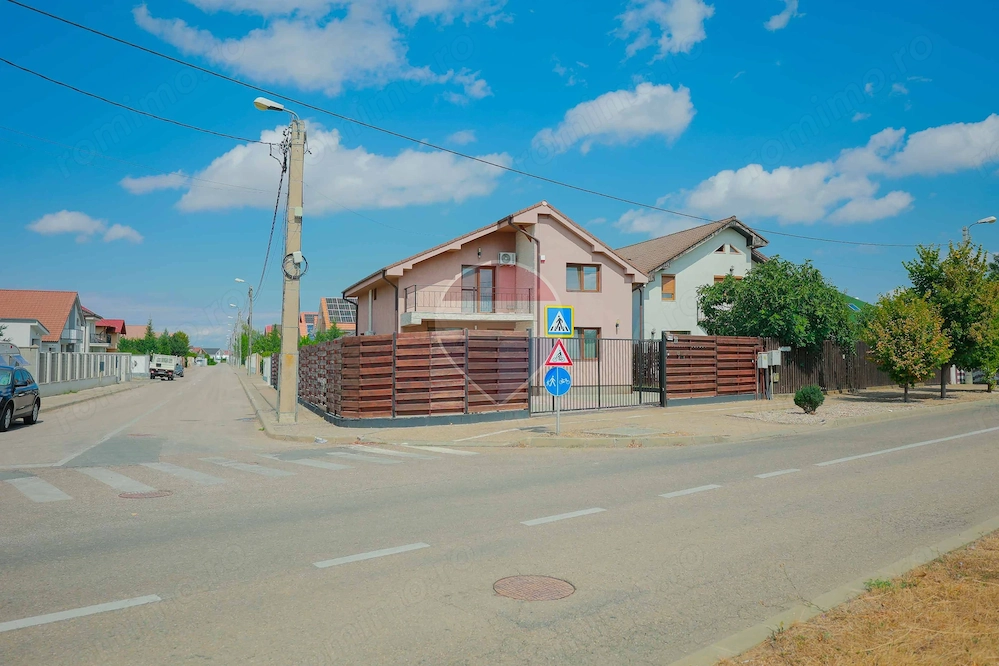 Casă 5 camere, parcelă de colț, dublu acces, de vânzare, Grigorescu