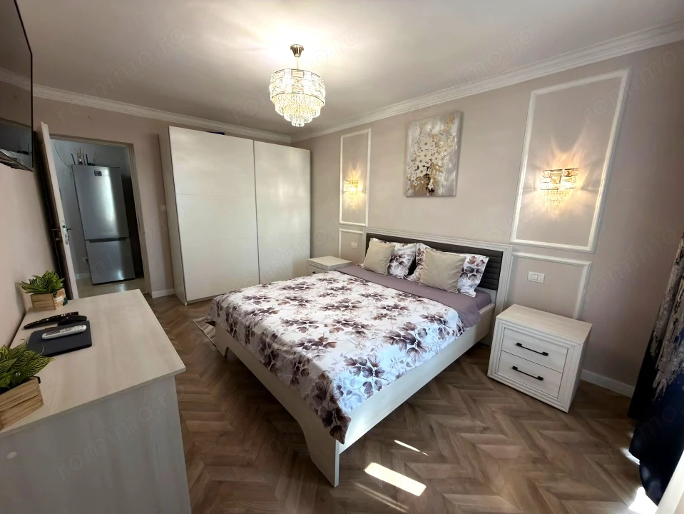 Garsonier de închiriat, 40 mp, parcare, zona Centru 