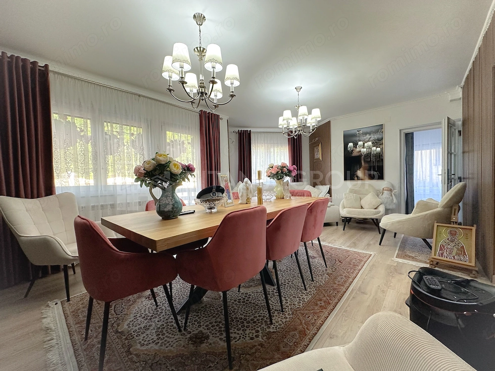 Vilă în Sinaia pe Calea Prahovei, pretabil APARTHOTEL / PENSIUNE